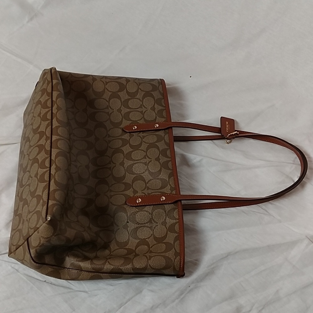 Authentic Coach Purse - Picture 5 of 7